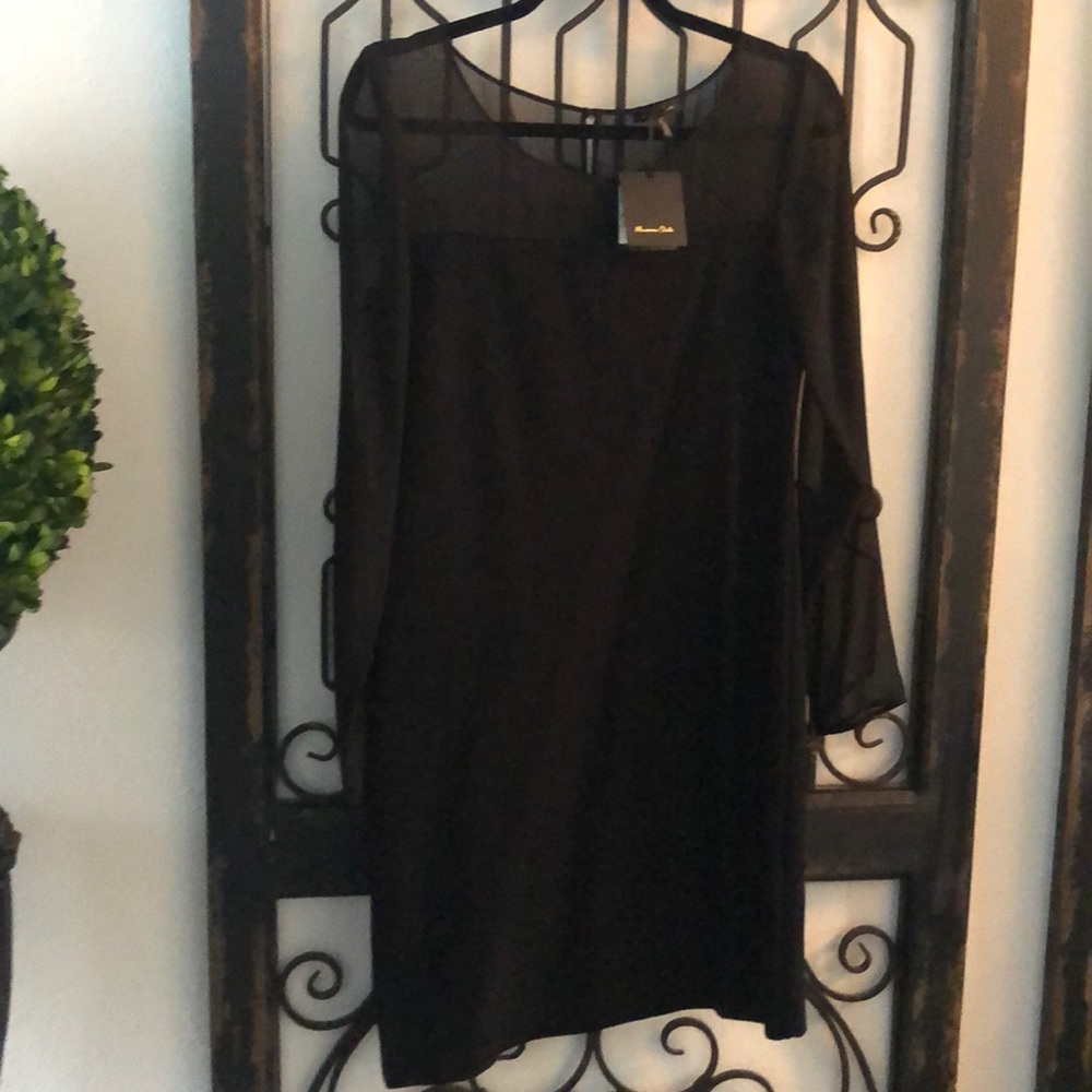 Massimo dutti black stylish form fitting dress.